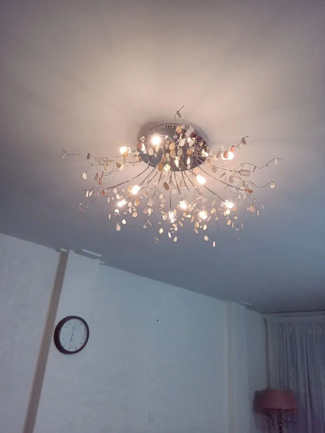 لوستر کنترل دار به همراه دو عدد دیوار کوب|لوستر و چراغ آویز|تهران, گیشا|دیوار