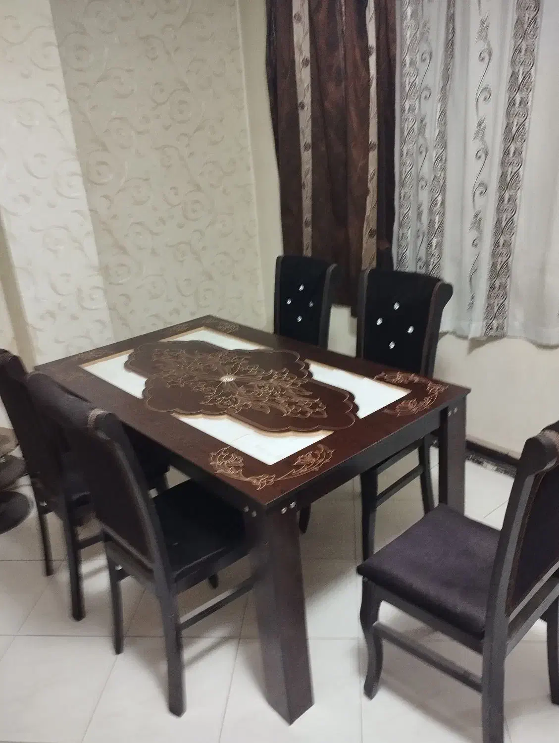 میز ناهارخوری ۶نفزه منبت‌کاری باکیفیت|میز و صندلی غذاخوری|رباط‌کریم, رباط‌کریم|دیوار