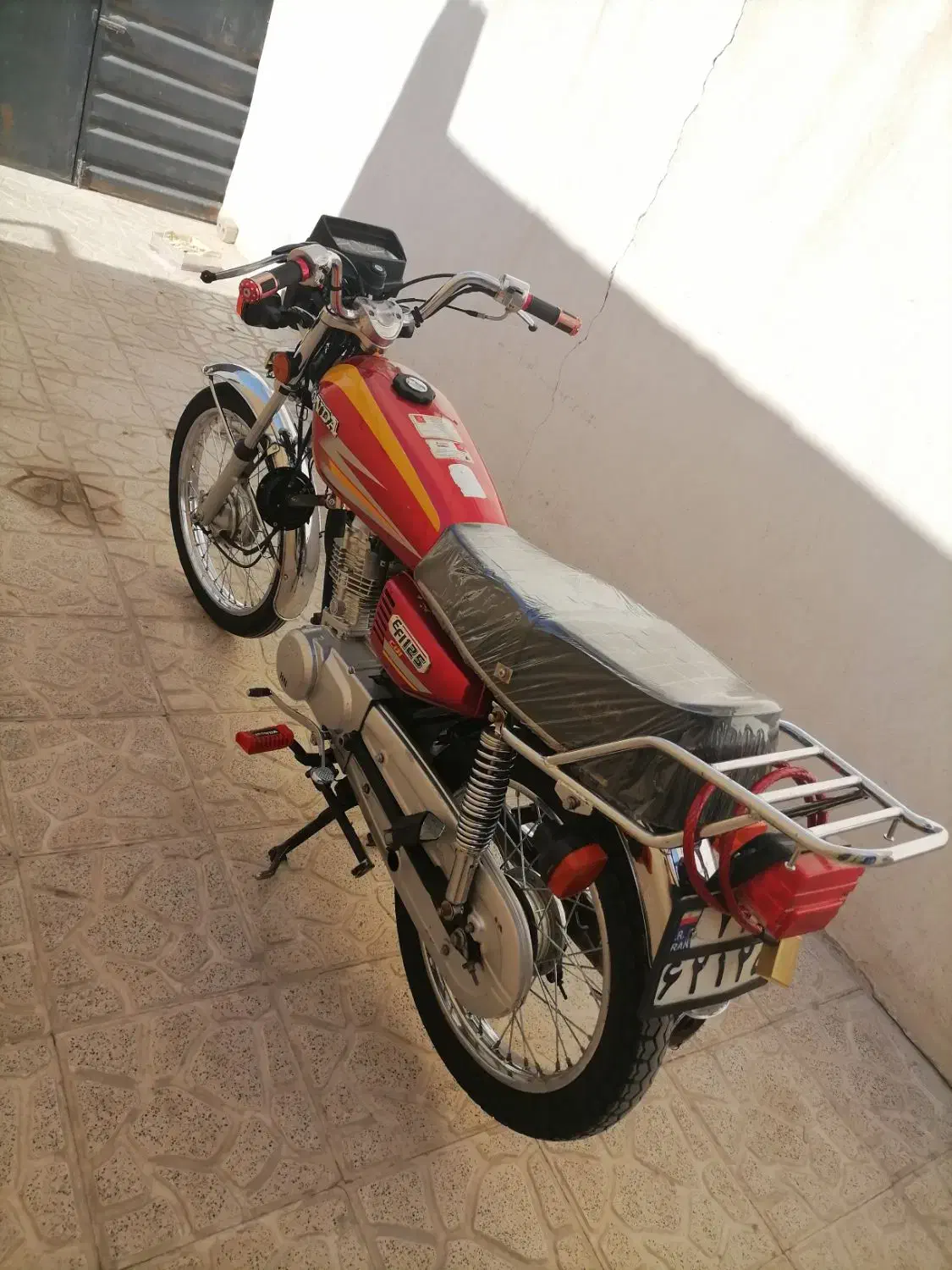 موتور هندا پیشرو 125 معاوضه با پراید|موتورسیکلت|مشهد, شهید علی محمدی|دیوار