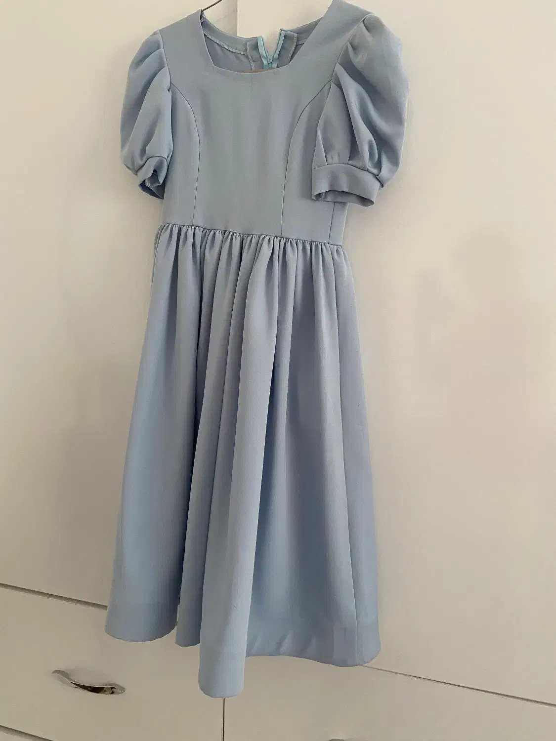 پیراهن مجلسی|لباس|رشت, یخسازی|دیوار