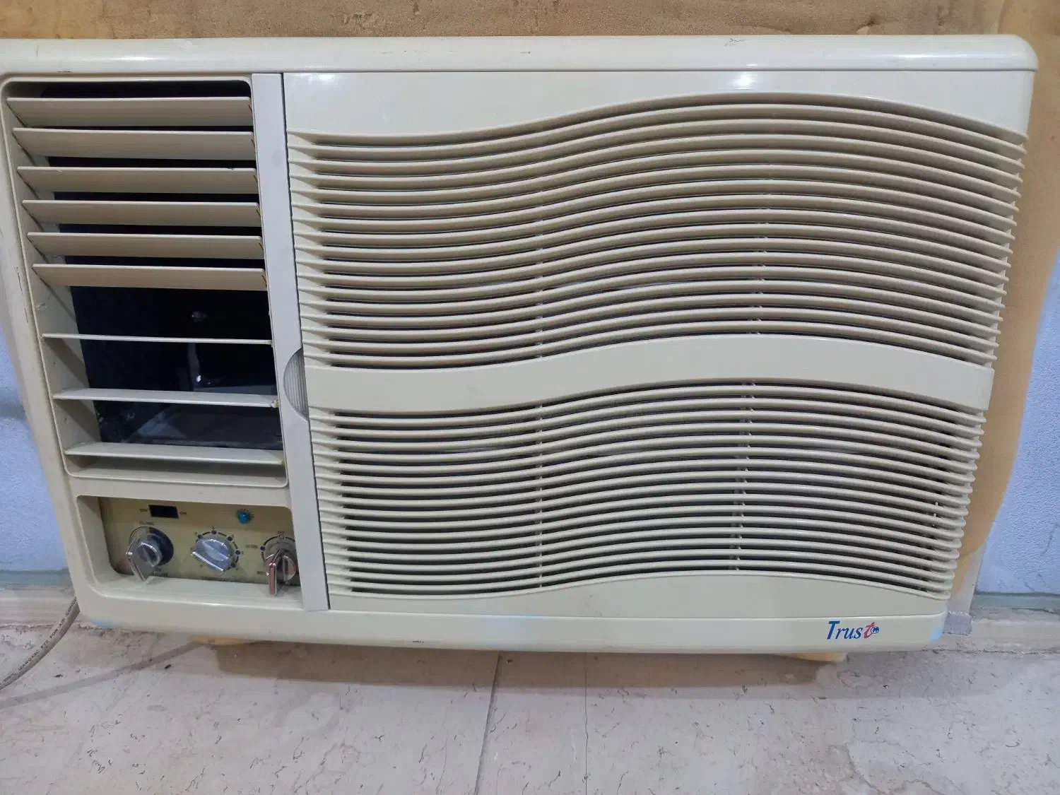 کولر  پنجره ای تراست|کولر گازی و فن‌کوئل|خورموج, |دیوار