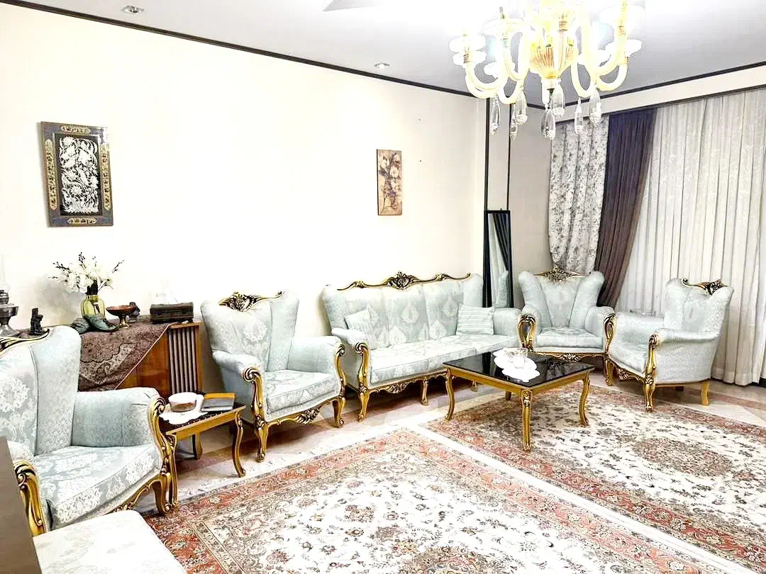 ست مبلمان و ناهارخوری نیمه سلطنتی کلاسیک|مبلمان خانگی و میز عسلی|زنجان, |دیوار