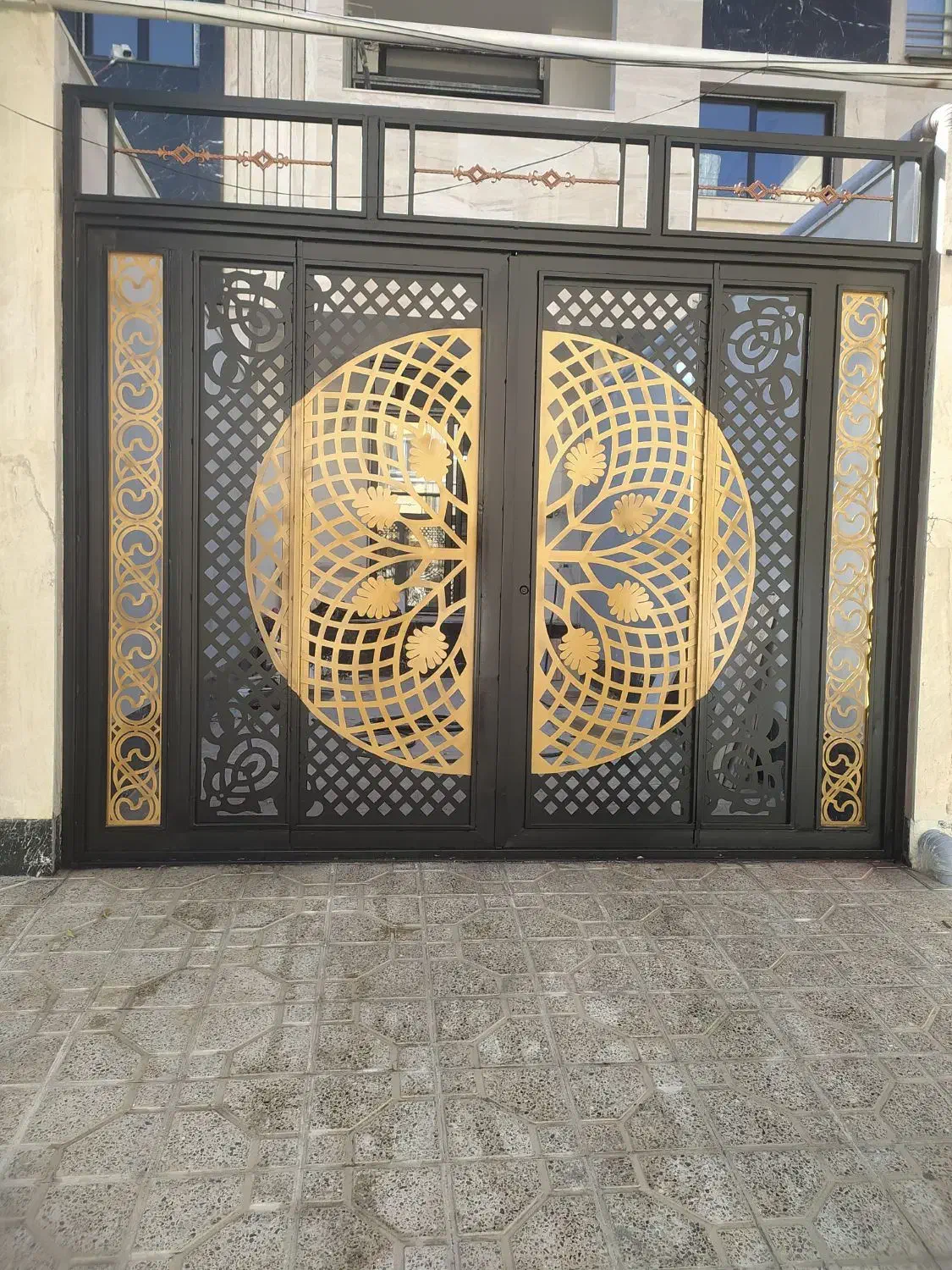 رنگ کاری و نقاشی ساختمان|خدمات پیشه و مهارت|لاران, |دیوار