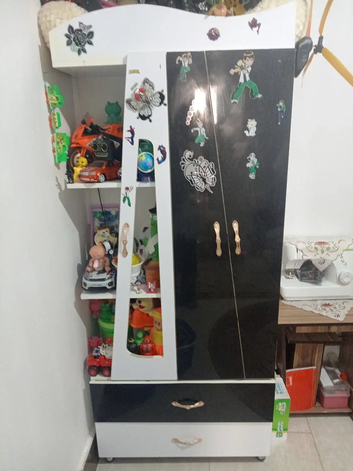 کمد کودک|جاکفشی، کمد، دراور|تربتحیدریه, پائین ولایت|دیوار