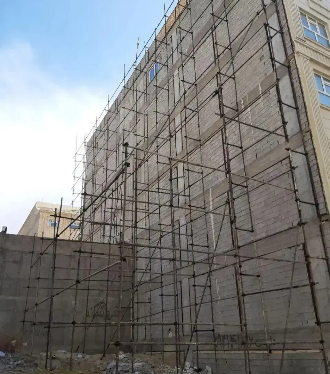 نصب واجرای داربست|خدمات پیشه و مهارت|سمنان, |دیوار