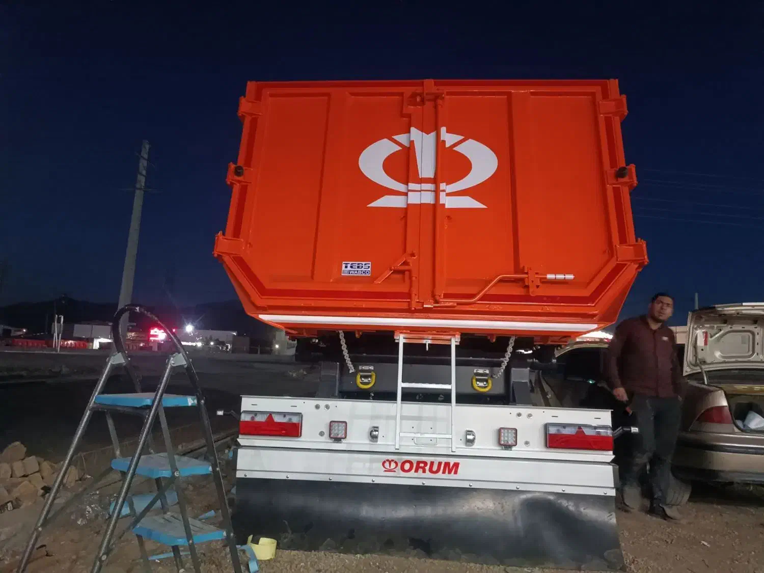 تریلی کمپرسی تیغه کانتین کفی|قطعات یدکی و لوازم جانبی|همدان, |دیوار