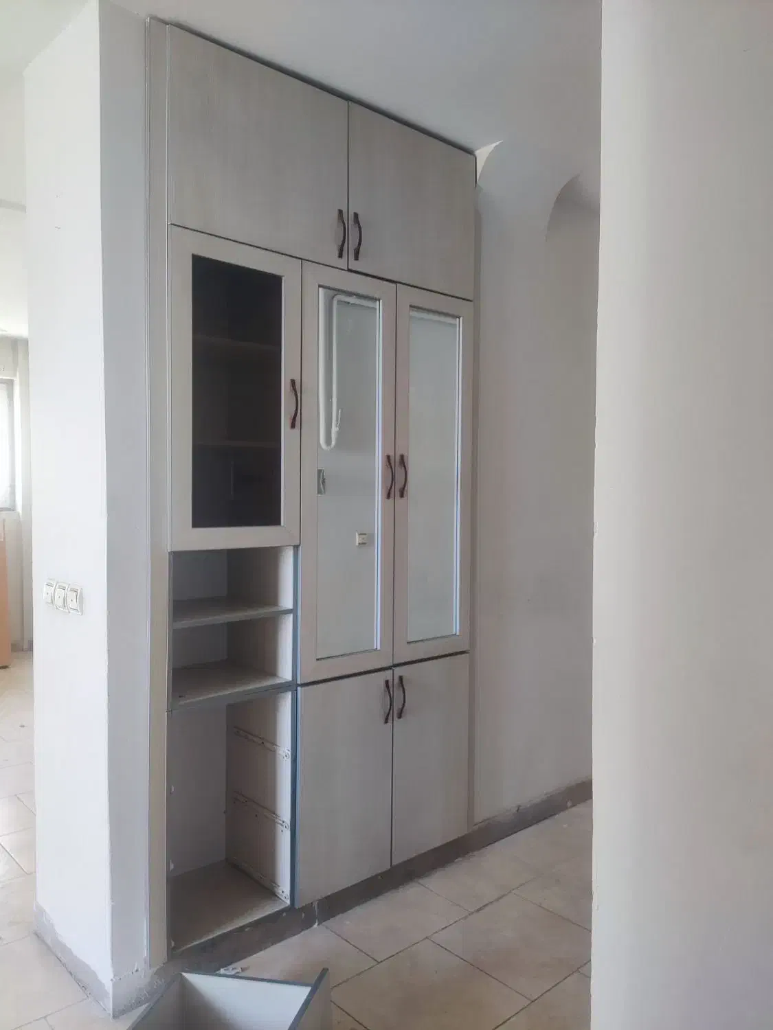 کمد دیواری و میز تی وی|جاکفشی، کمد، دراور|همدان, |دیوار