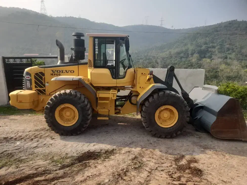 لودر ولو 120 اف ۲۰۰۹|خودرو سنگین|تهران, آسمان|دیوار