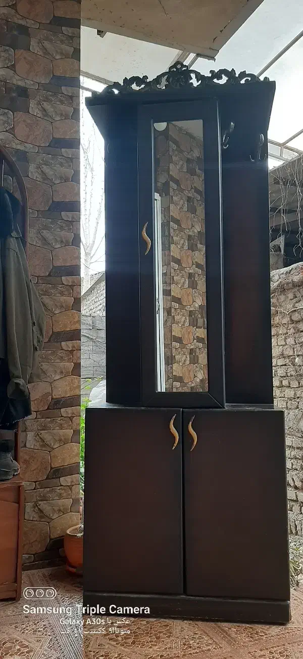 جاکفشی|جاکفشی، کمد، دراور|ساری, |دیوار