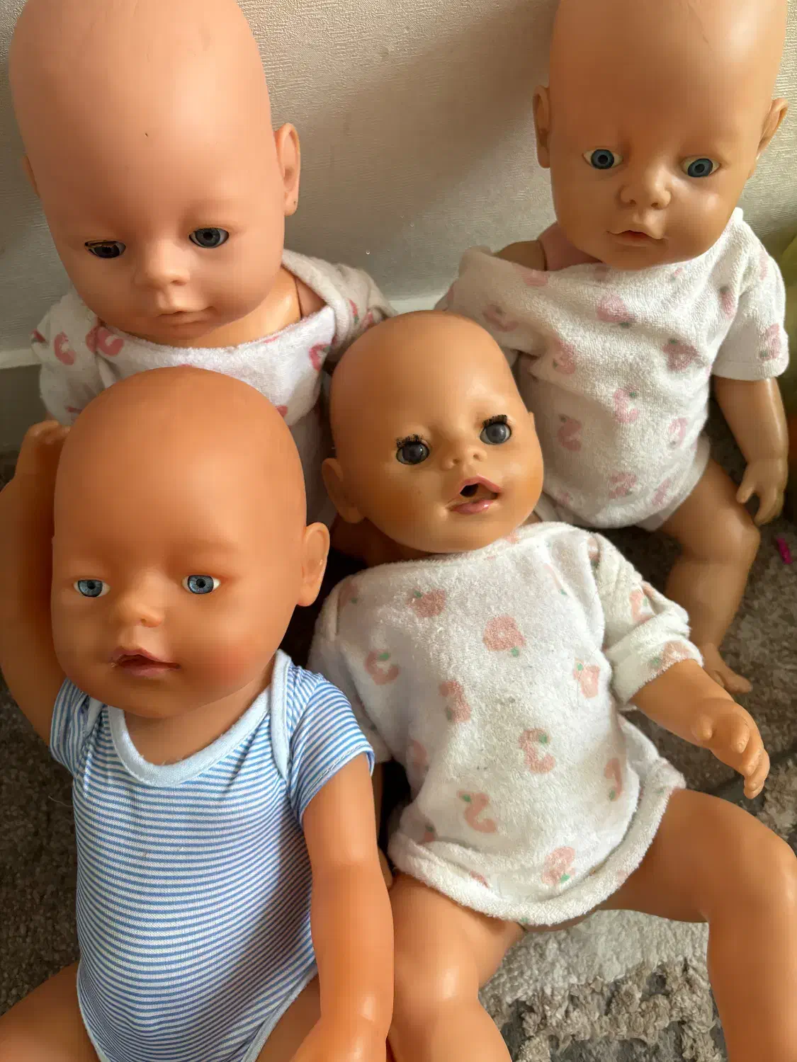 تعدادی عروسک بیبی بورن و فیگور و قلک فانتزی|اسباب‌‌بازی|تهران, پونک|دیوار