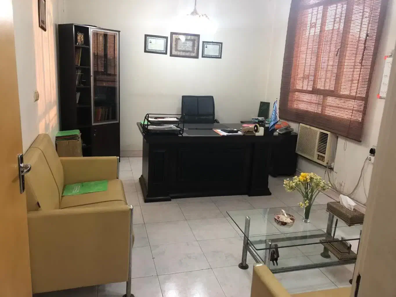 رهن و اجاره یک آپارتمان تجاری - مسکونی|اجارهٔ آپارتمان|اهواز, نادری|دیوار