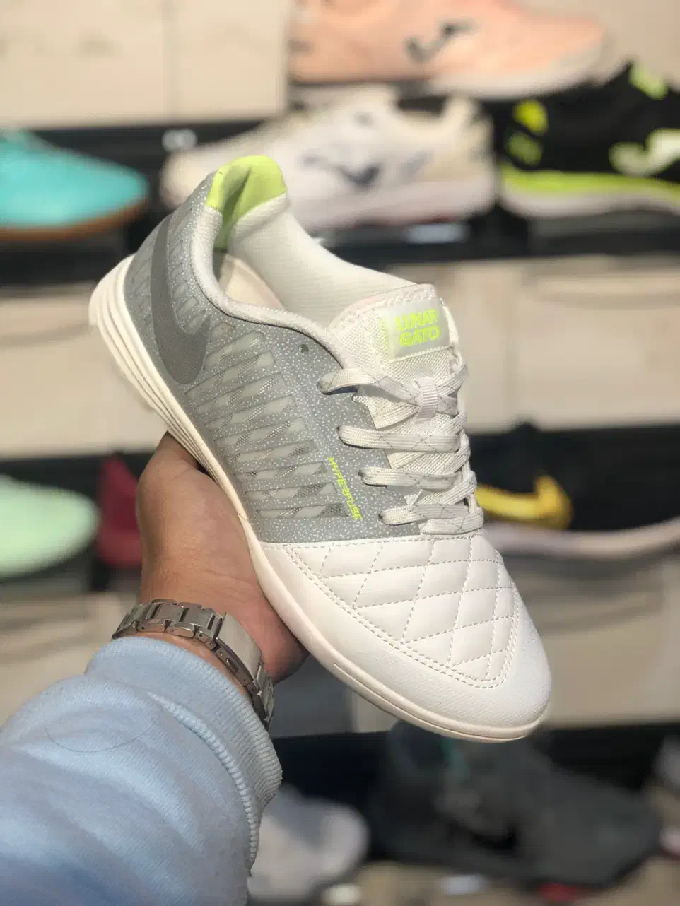 کفش فوتبال فوتسال والیبال|کیف، کفش، کمربند|ارومیه, |دیوار