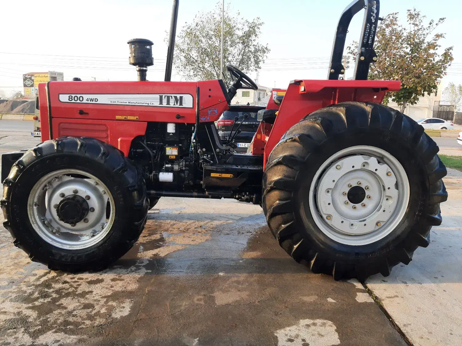 تراکتور ۸۰۰ جفت مدل اخر ۹۹|خودرو سنگین|بهشهر, |دیوار