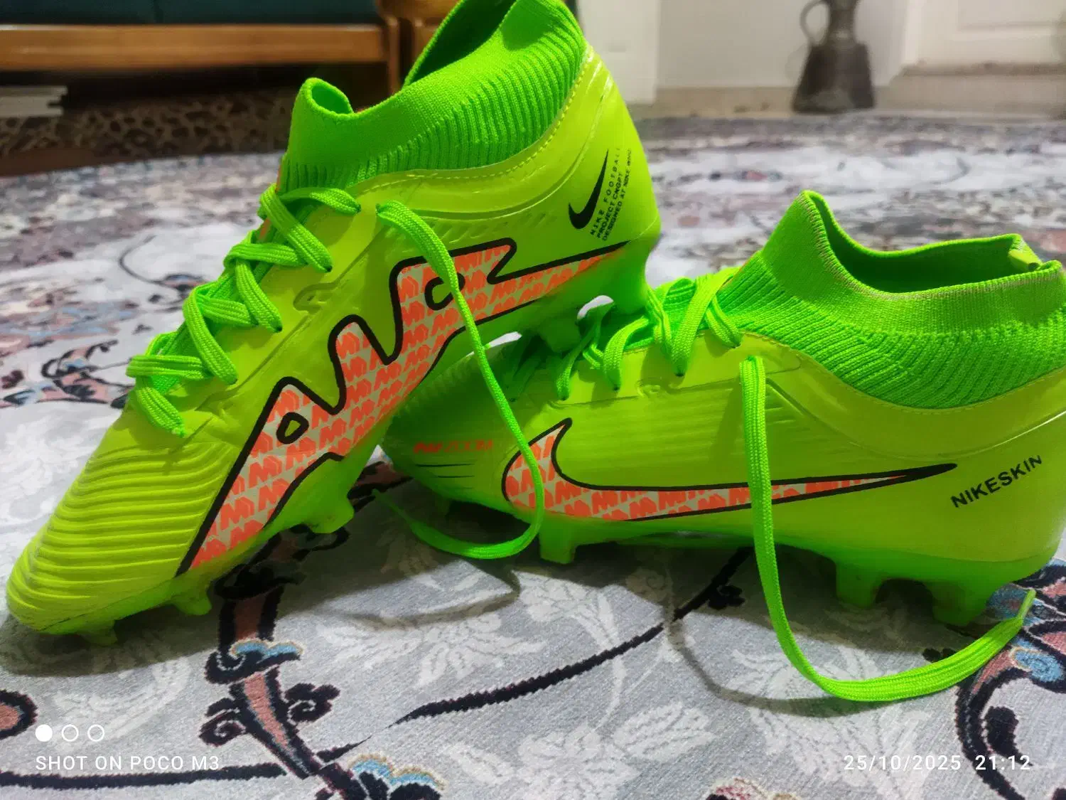 کتونی استوک دار چمنی نو ساق دار|تجهیزات ورزشی|قزوین, |دیوار