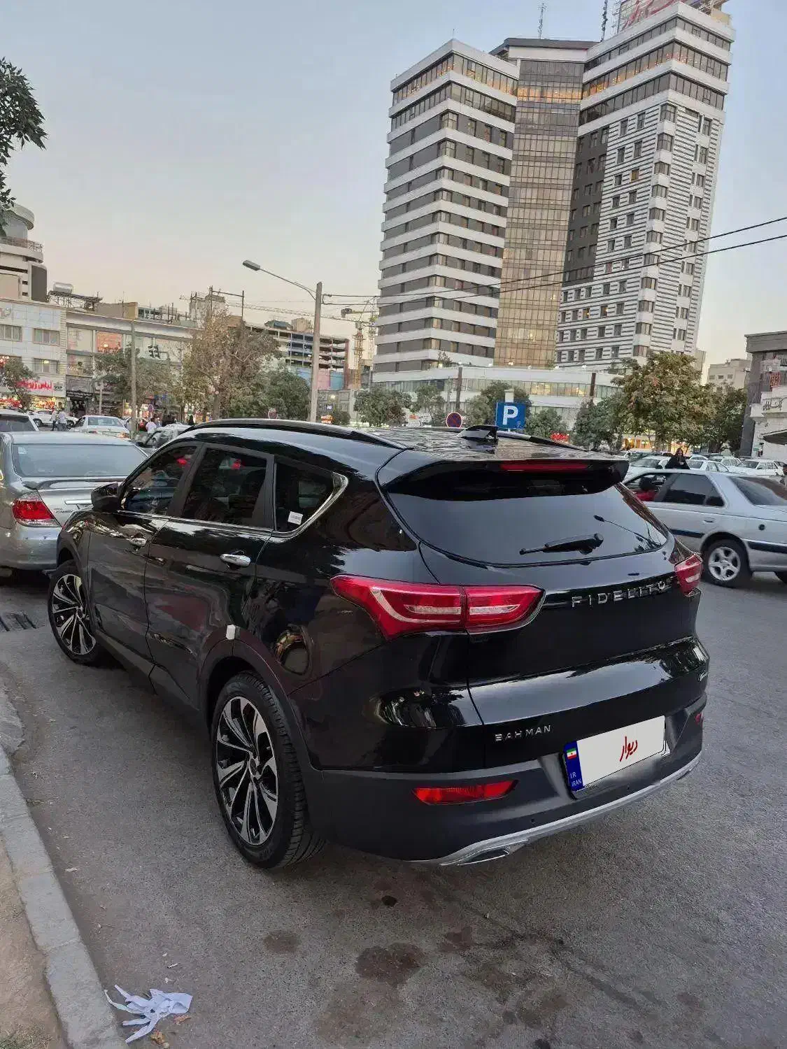 فیدیلیتی۱۴۰۳|خودرو سواری و وانت|مشهد, عنصری|دیوار