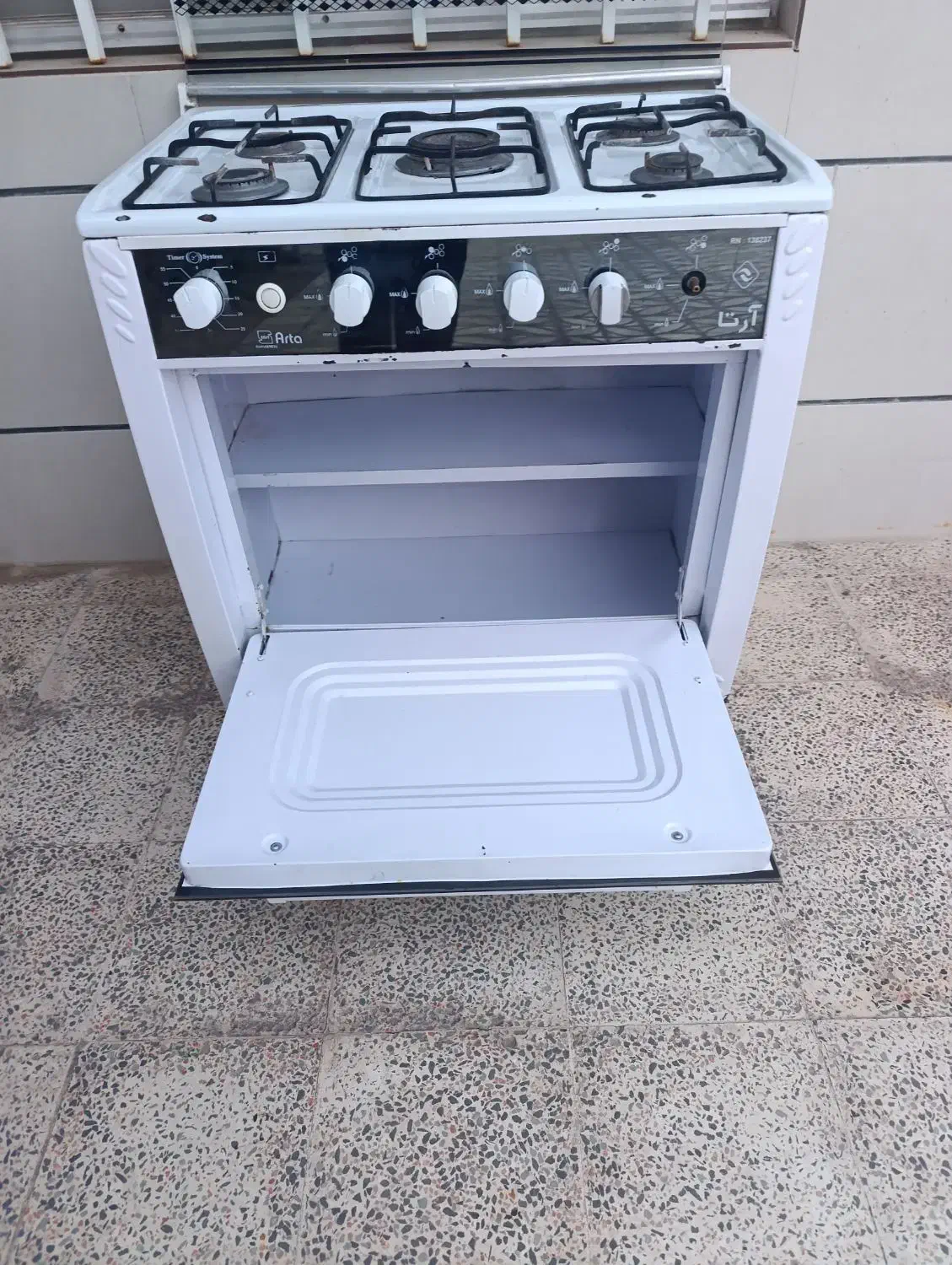 اجاق گاز طرح فر آرتا پنج شعله|اجاق گاز و لوازم برقی پخت‌وپز|لوشان, |دیوار