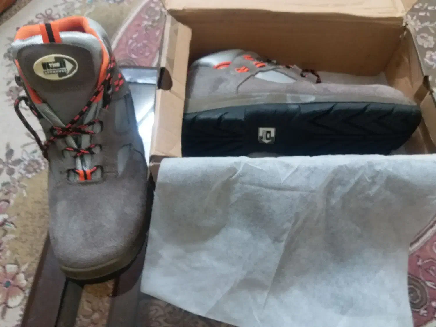 بوت / کفش ایمنی مدیریتی خارجی بسیار سبک وزن|کیف، کفش، کمربند|کازرون, |دیوار