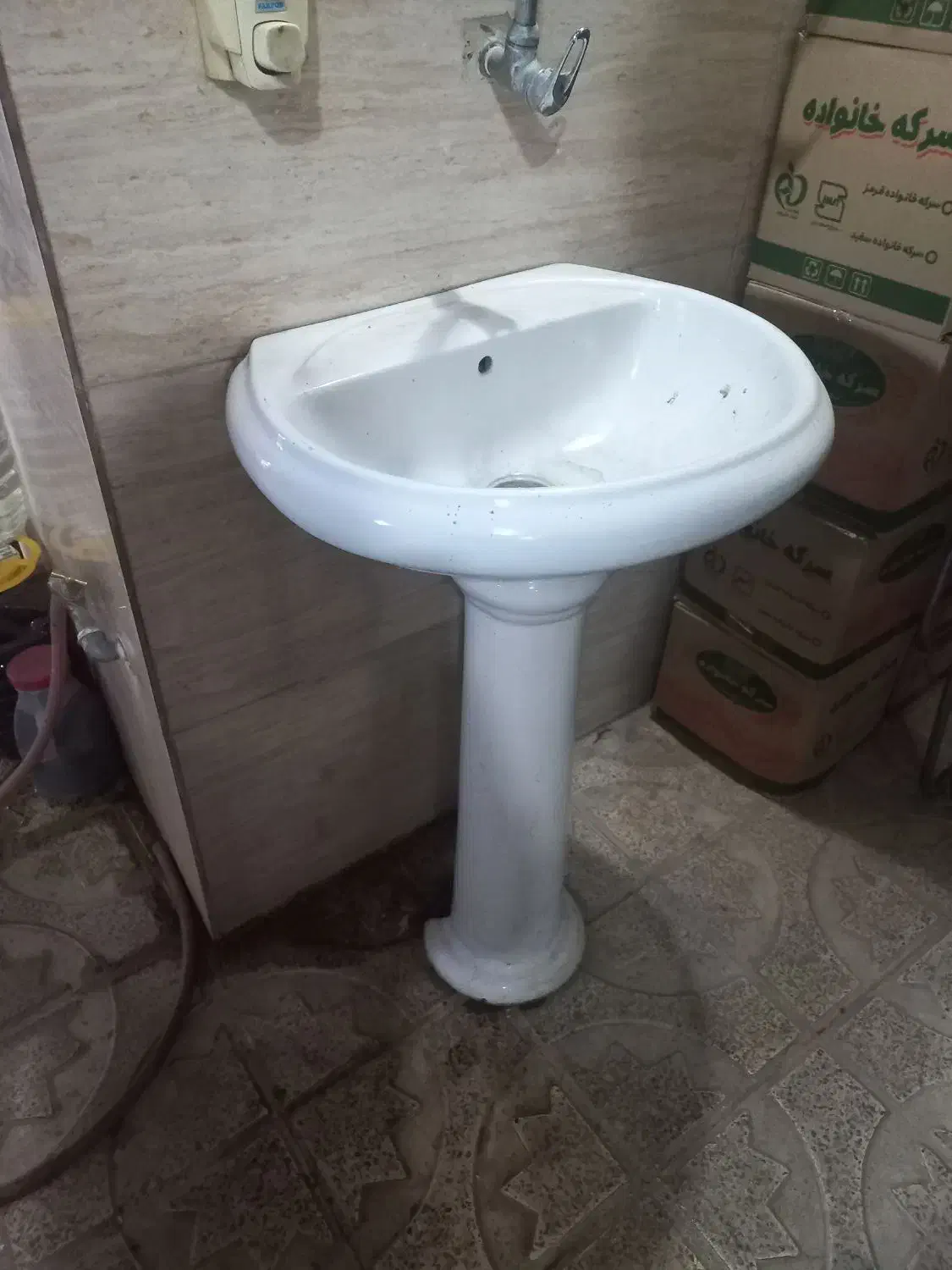 روشویی سالم|لوازم سرویس بهداشتی|ری, علایین|دیوار