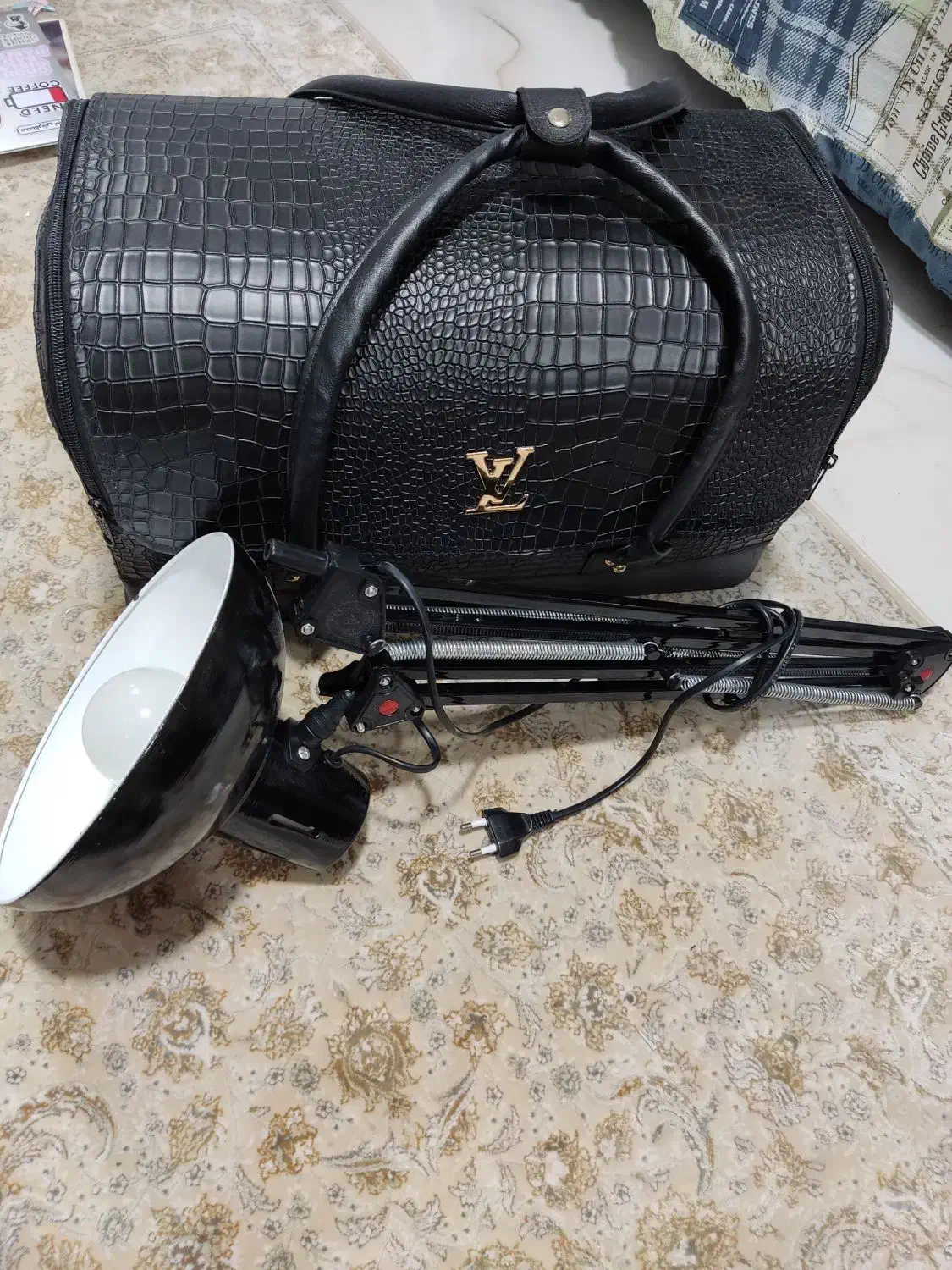 لوازم کاشت ناخن|خدمات آرایشگری و زیبایی|چالوس, |دیوار