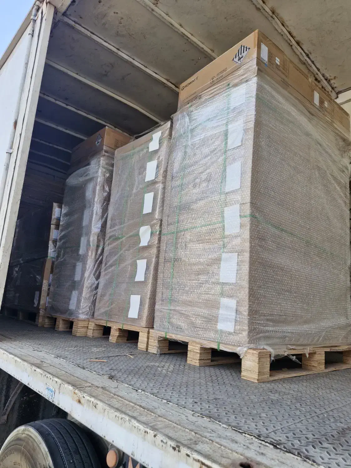 باتری گرووات|مصالح و تجهیزات ساختمان|شیراز, سیاه سنگ|دیوار