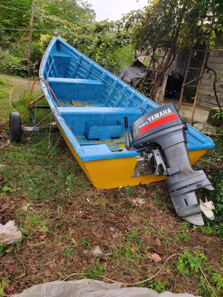 قایق موتوری|قایق و سایر وسایل نقلیه|چابکسر, |دیوار