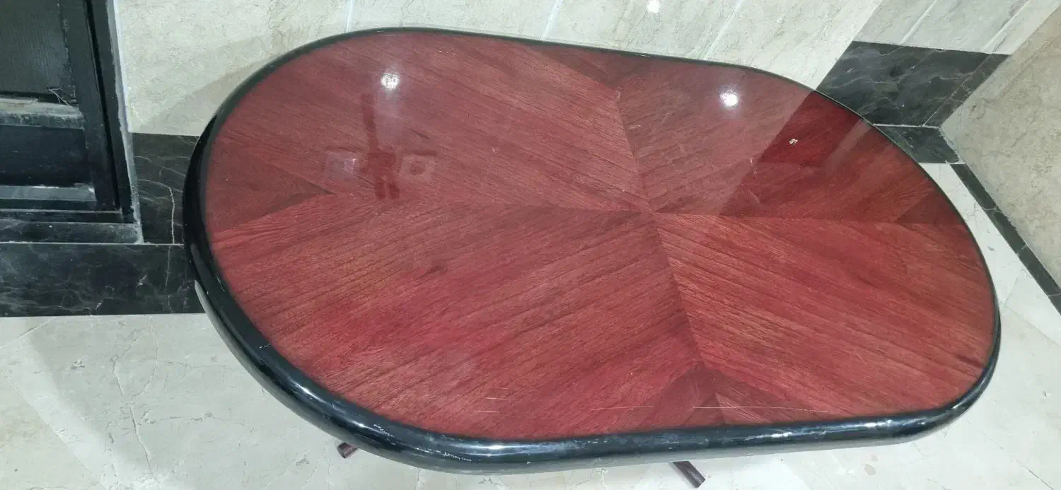 میز غذاخوری قدیمی محکم و سخت|میز و صندلی غذاخوری|قم, دانش|دیوار