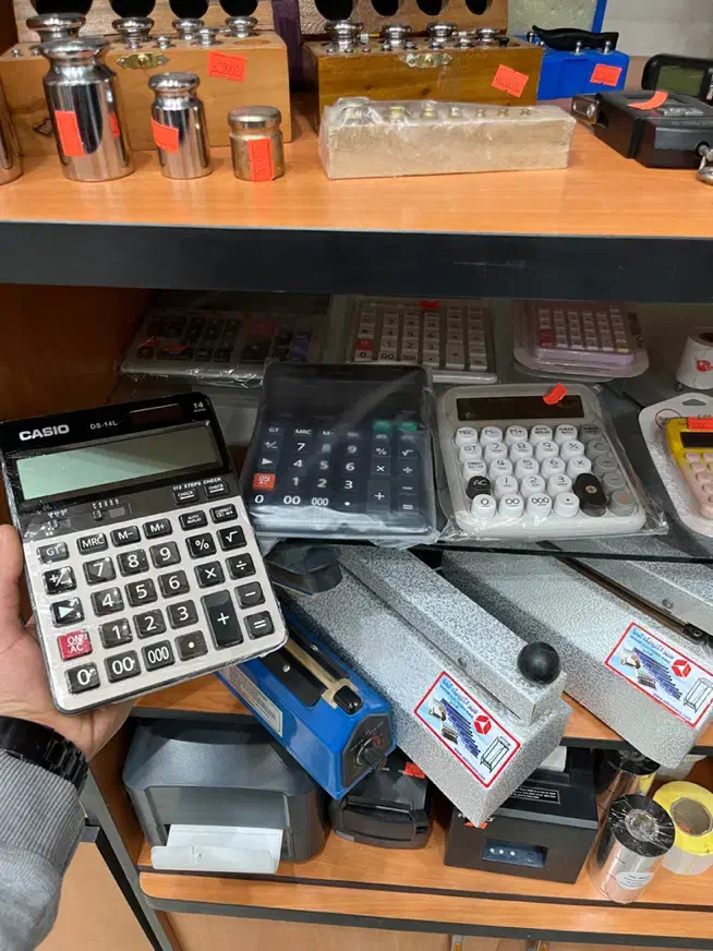 ترازو خانگی و غیره ..|فروشگاه و مغازه|یزد, |دیوار