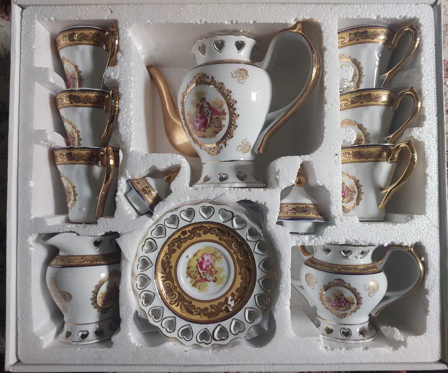 سرویس های پذیرایی|ظروف سرو و پذیرایی|مشهد, امام خمینی|دیوار