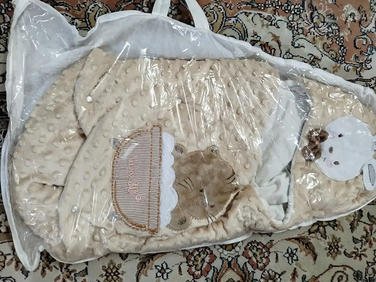 گهواره کریر نونو اصلا استفاده نشده جفتش 800|اسباب و اثاث بچه|ری, شهادت|دیوار