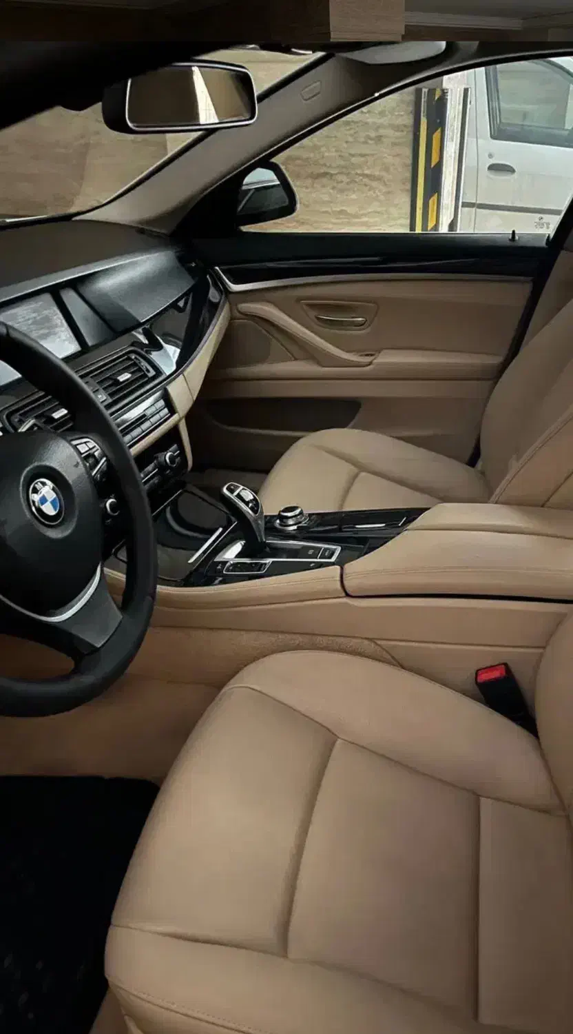 BMW 528 2014|خودرو کلاسیک|رشت, کاکتوس|دیوار