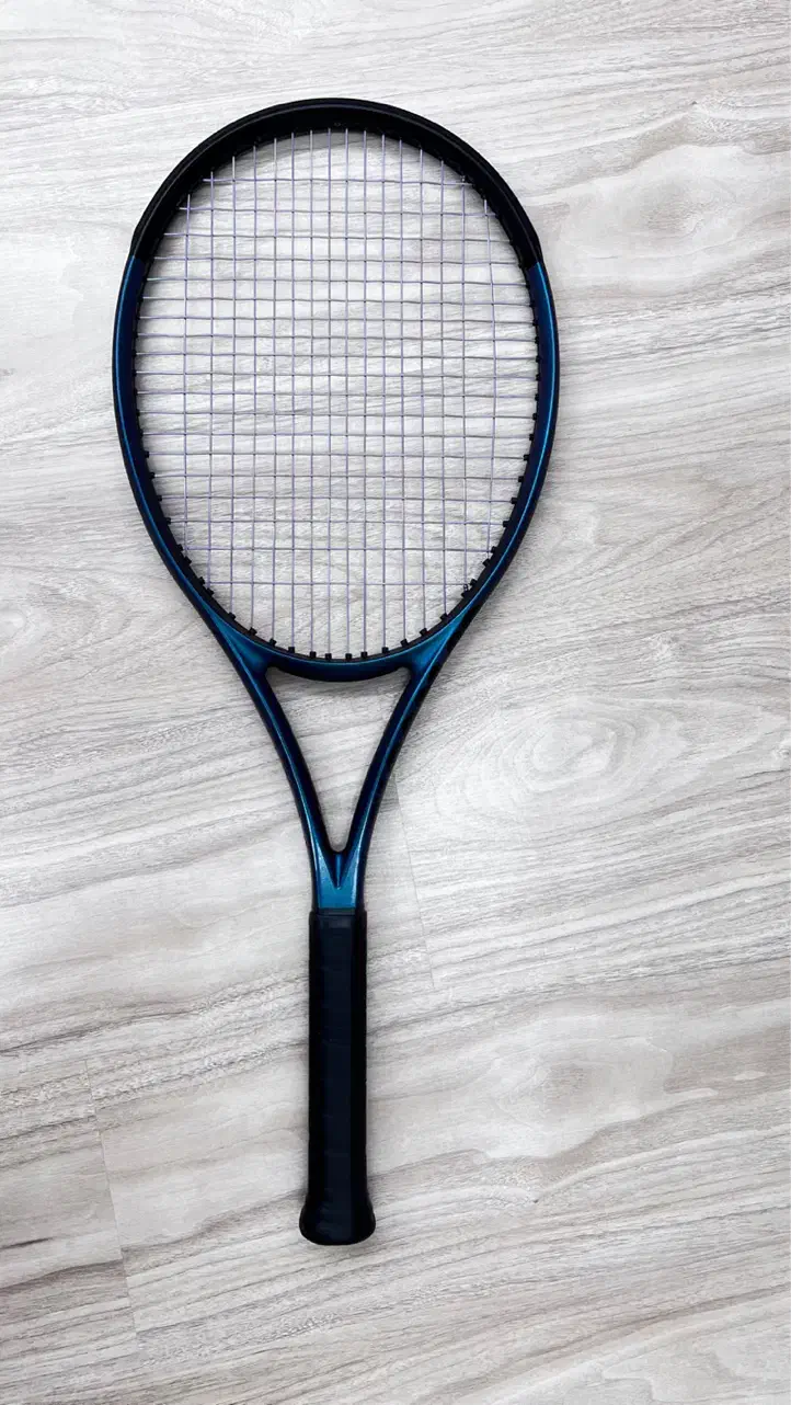 راکت تنیس اولترا ویلسون|ورزش‌های توپی|مشهد, آزادشهر|دیوار