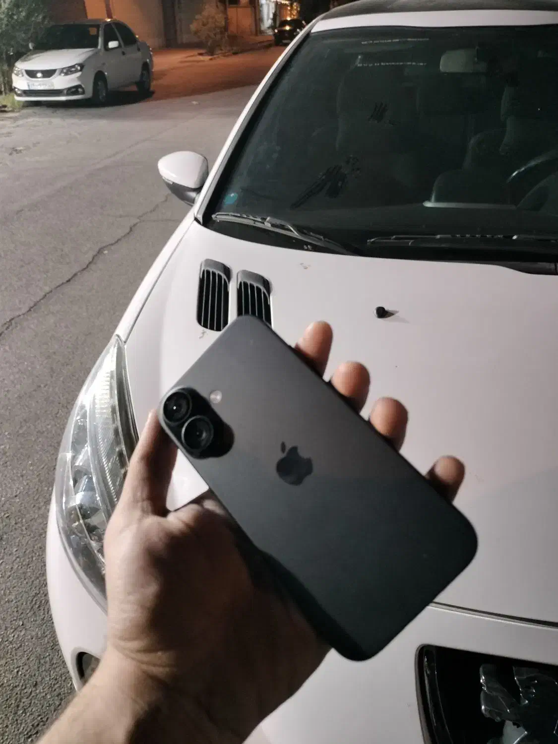 فروش آیفون iPhone 16 / ۱۲۸|موبایل|سمنان, |دیوار