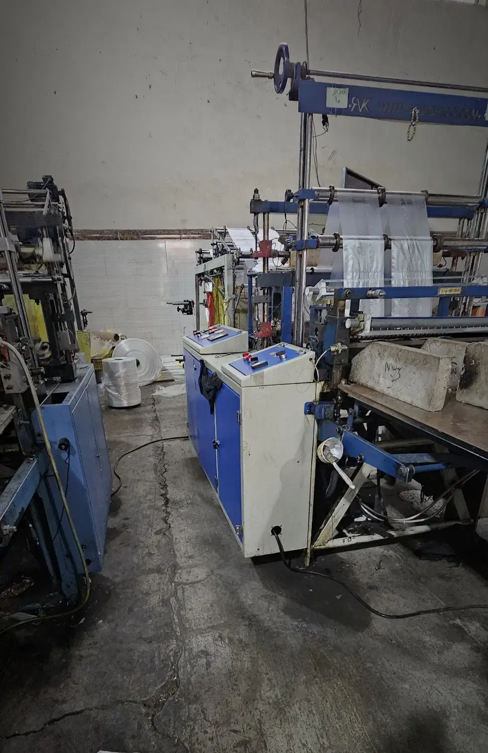 نیازمند دوختکار نایلکس شفاف|استخدام صنعتی، فنی، مهندسی|ورامین, شهرک مدرس|دیوار