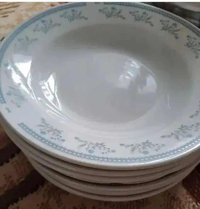 سرویس چینی ۸ نفره|ظروف سرو و پذیرایی|تهران, تاکسیرانی|دیوار