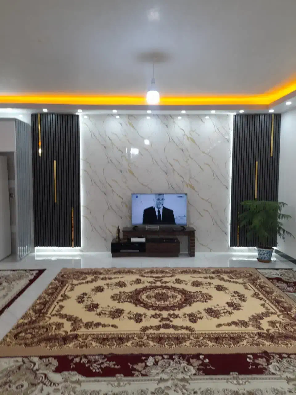 ۷۰۰ دستگاه، ویلایی، بازسازی کامل|فروش خانه و ویلا|اسلامآباد غرب, |دیوار