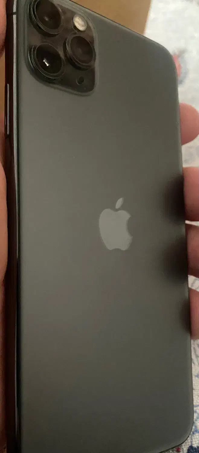 گوشی ۱۱پرومکس|موبایل|اصفهان, باغ دریاچه|دیوار