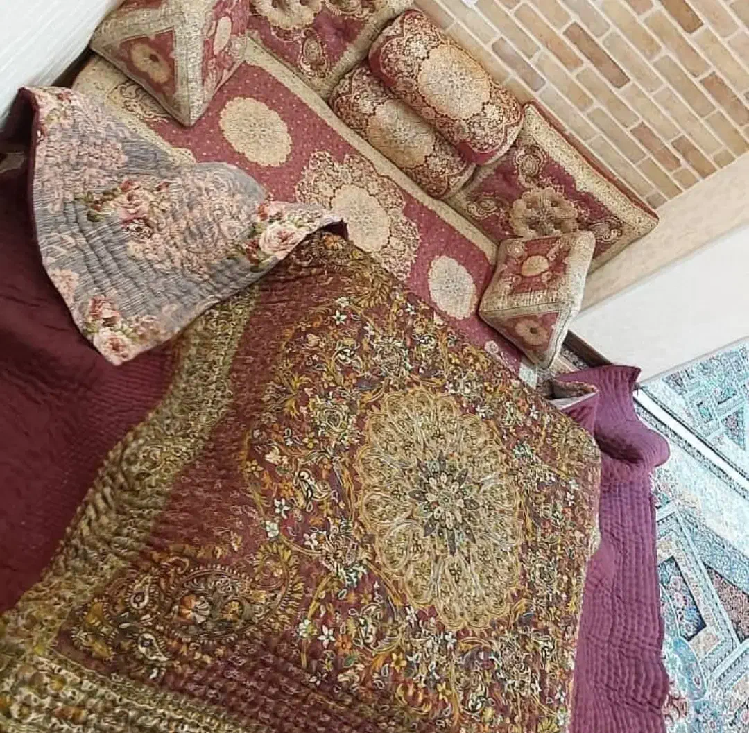 لحاف کرسی ترمه دوزی شده مدل ابریشم با کلیه لوازمات|رختخواب، بالش، پتو|تهران, شهرک ولیعصر جنوبی|دیوار