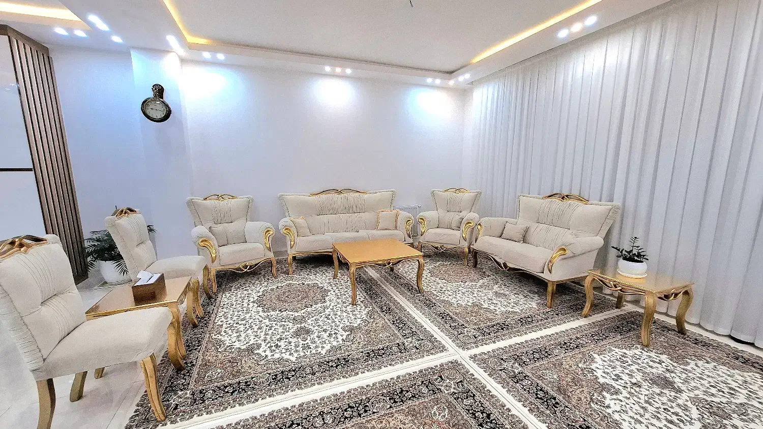 مبلغ ۹نفره کارکرده|مبلمان خانگی و میز عسلی|جوانرود, |دیوار