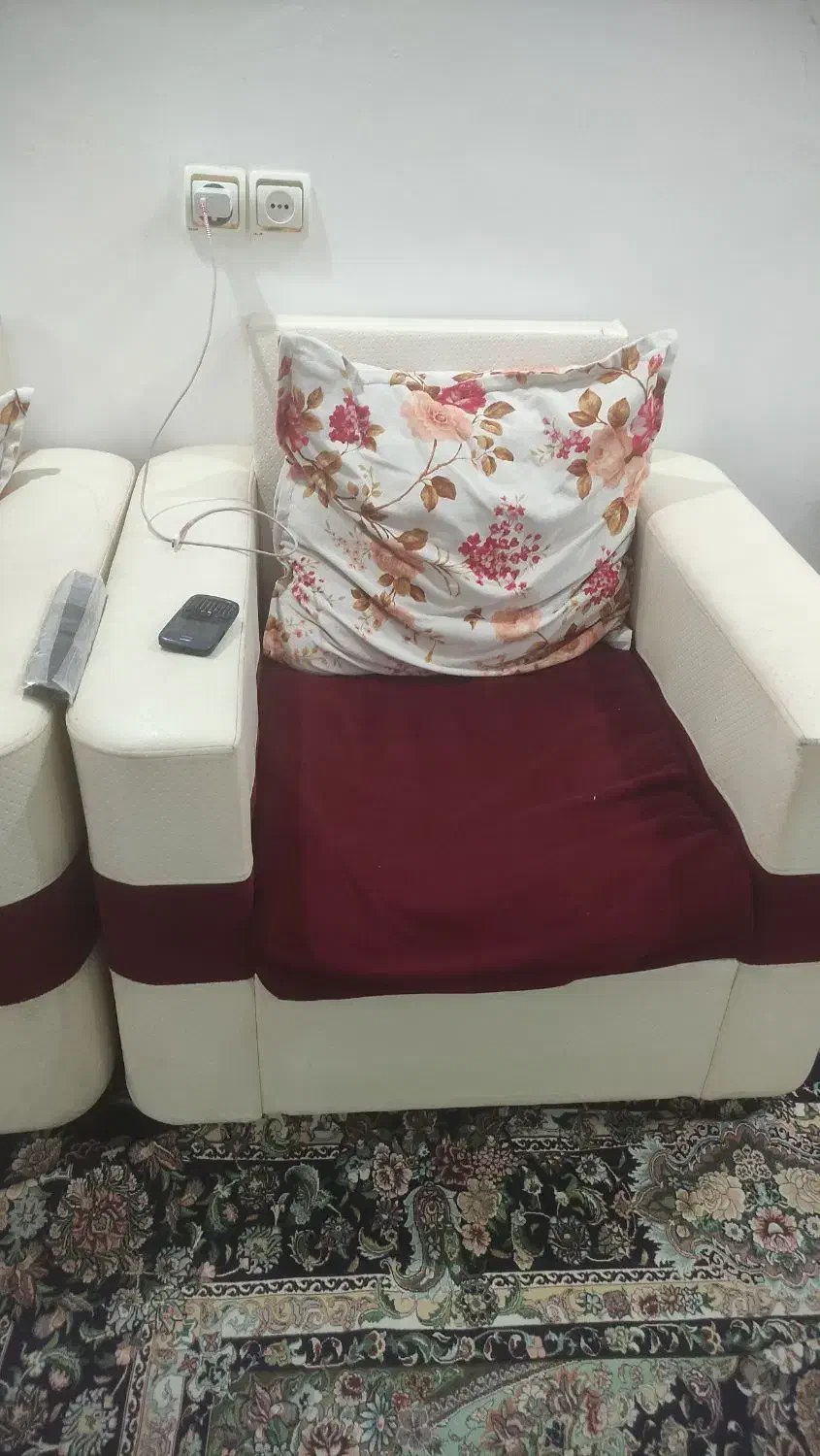 مبل کارکرده|مبلمان خانگی و میز عسلی|میانه, |دیوار