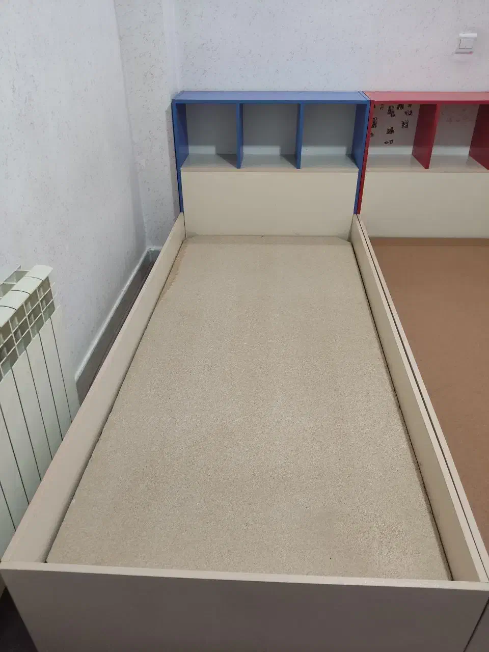 تخت یه نفره|تخت و سرویس خواب|مبارکه, |دیوار