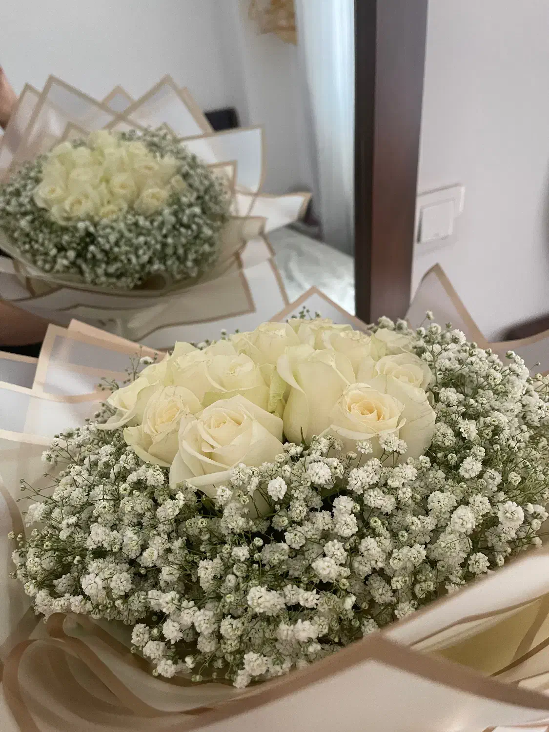 دسته گل|گل و گیاه طبیعی|بهارستان, |دیوار