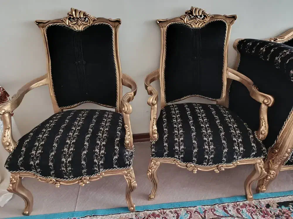 مبل ۹نفره تمیز|مبلمان خانگی و میز عسلی|فولادشهر, B5|دیوار