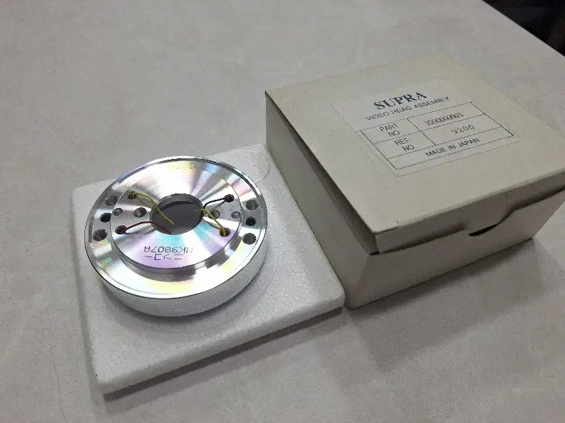 هد ویدئو سوپرا آنتیک|کلکسیون اشیاء عتیقه|کاشان, مدرس|دیوار