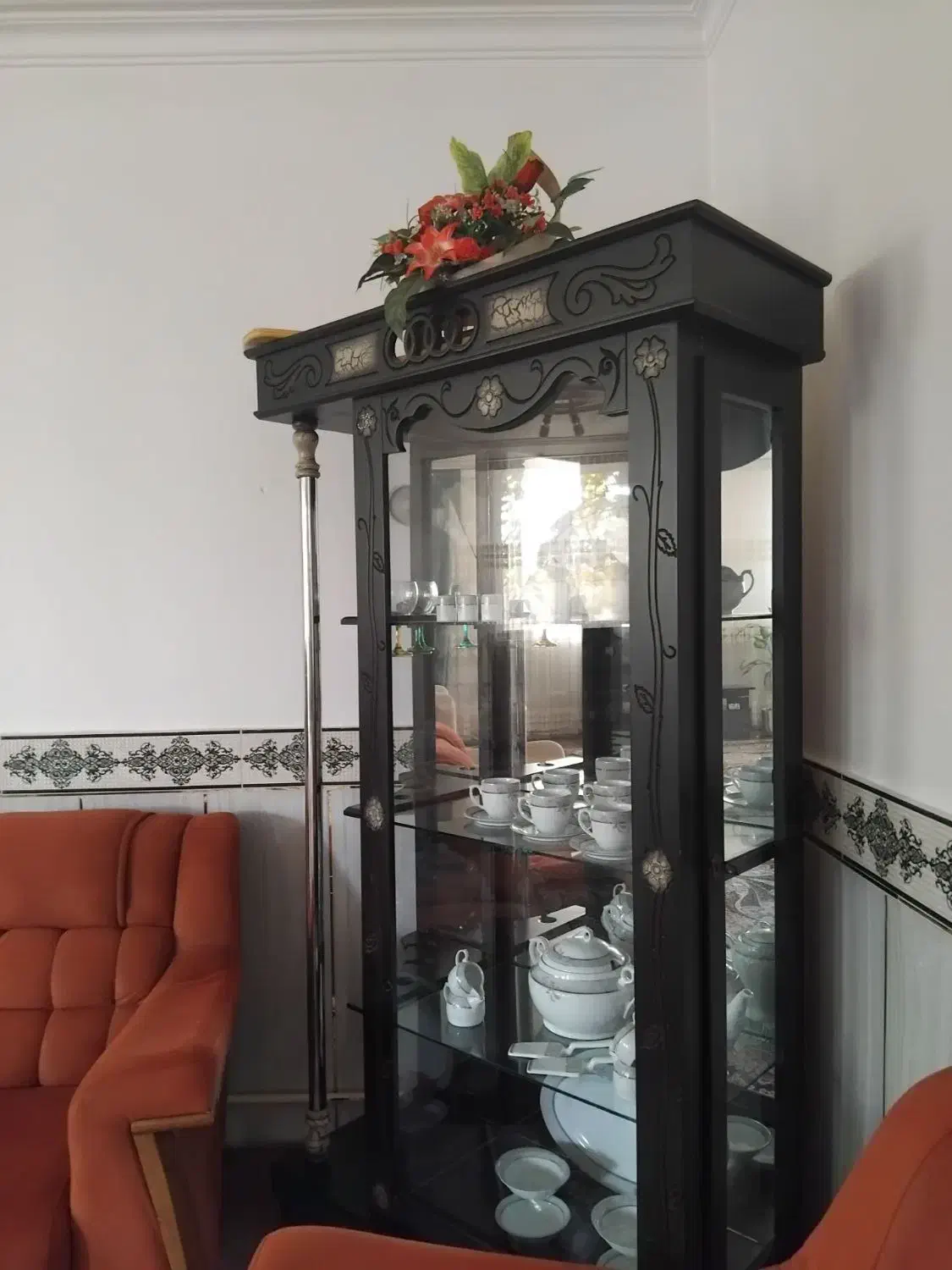 بوفه سالم و تمیز|بوفه، ویترین، کنسول|قیدار, |دیوار