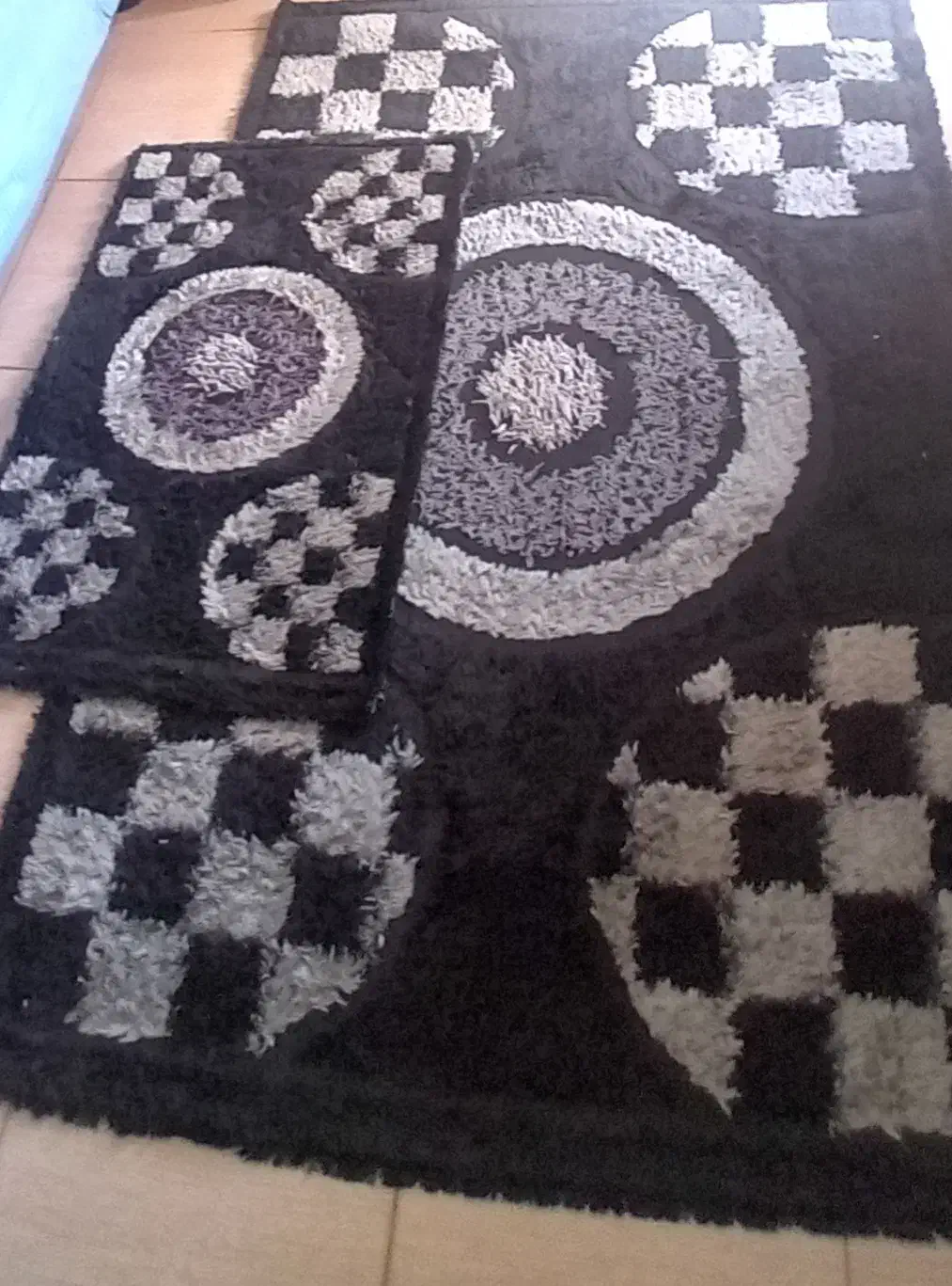 فرش ۴ متری به همراه قالیچه|فرش|شیراز, آبیاری|دیوار