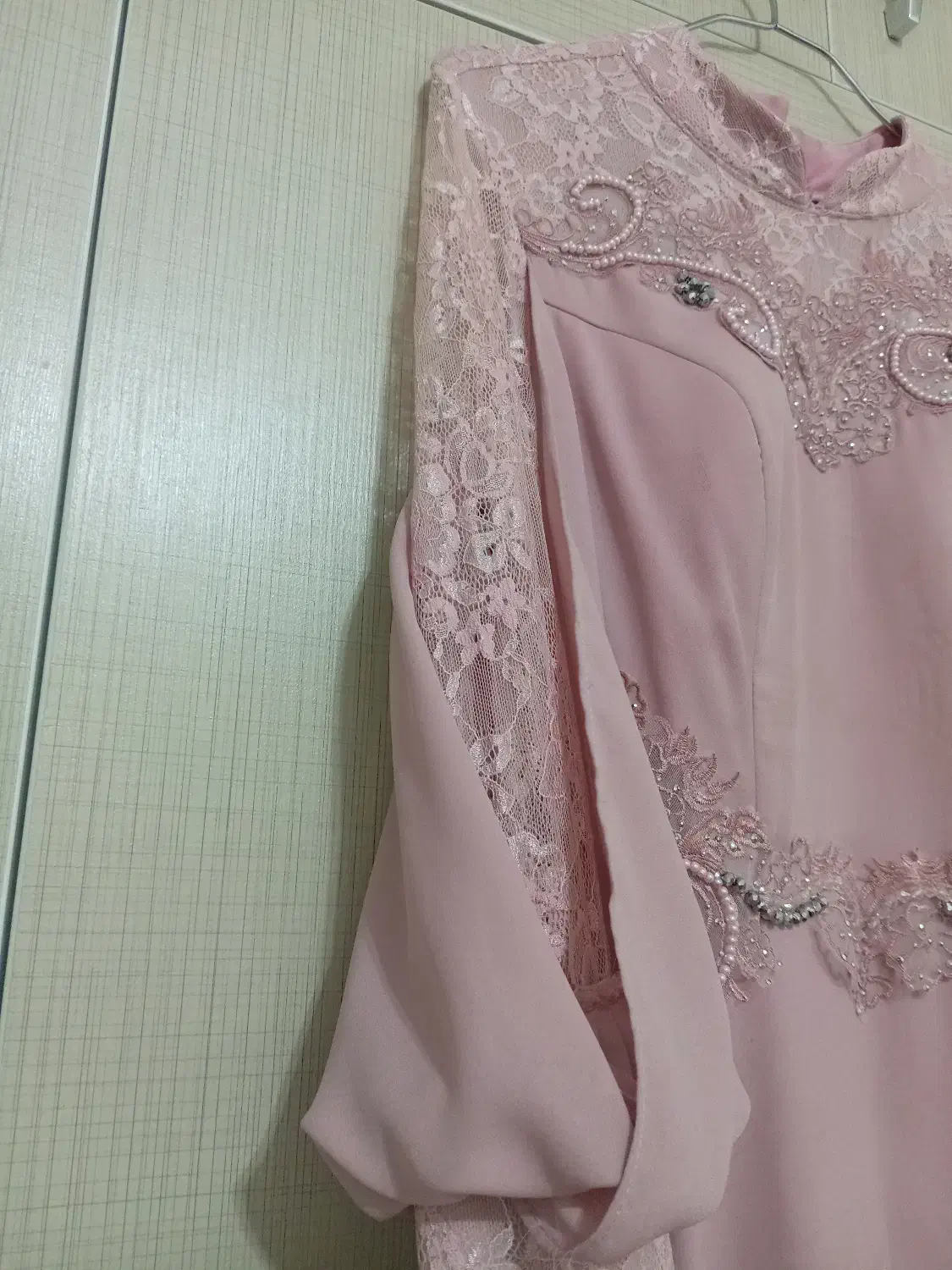 لباس مجلسی|لباس|نجفآباد, طالقانی|دیوار