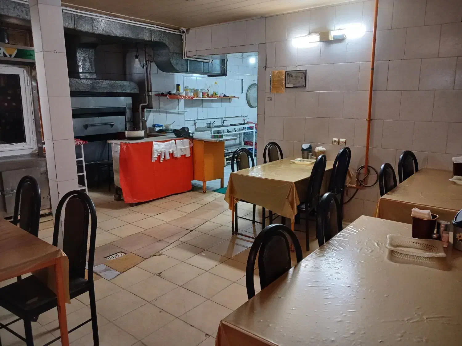 اجاره مغازه(تهیه غذا)|اجارهٔ مغازه و غرفه|سنندج, |دیوار