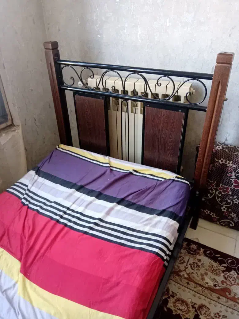 تخت تک نفره|تخت و سرویس خواب|هشتگرد, شهرک پارسیان|دیوار