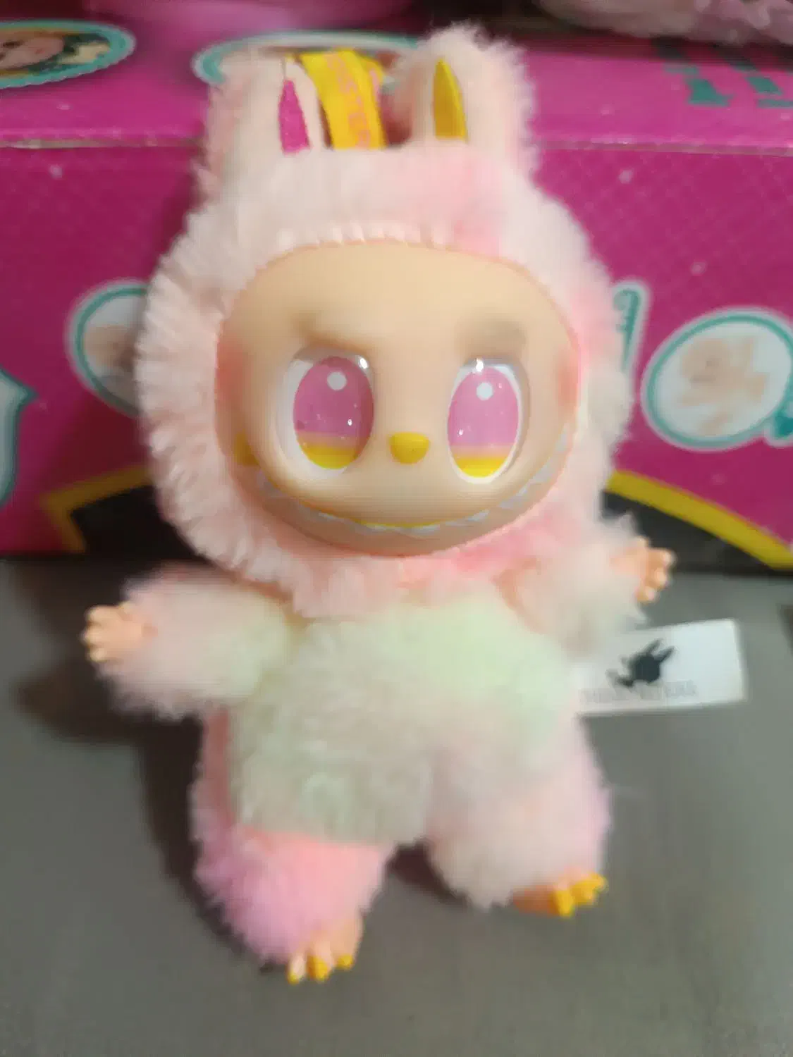 لبوبو|اسباببازی|شیراز, تندگویان|دیوار