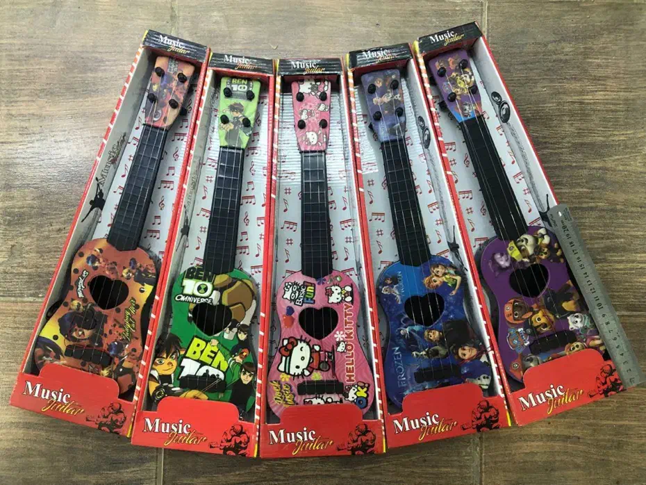 گیتار اسباب بازی|اسباب‌بازی بچه|گنبد کاووس, |دیوار